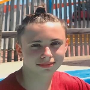 Meet your Posher, Zain